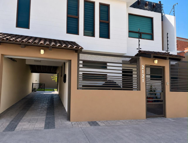 Casa en venta en Bellavista, Metepec — foto 2 de 20