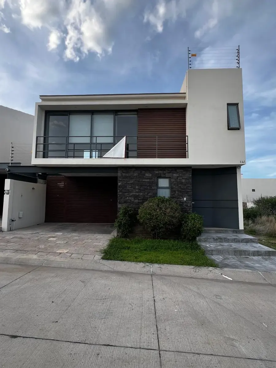 Casa en venta en El Molino Residencial y Golf, León — foto 1 de 24