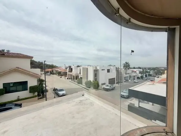 Casa en venta en Santa Lucia, Hermosillo — foto 2 de 33