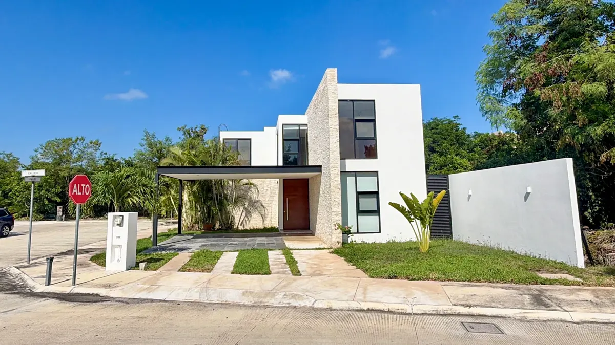 Casa en venta en Komchen, Mérida — foto 1 de 57