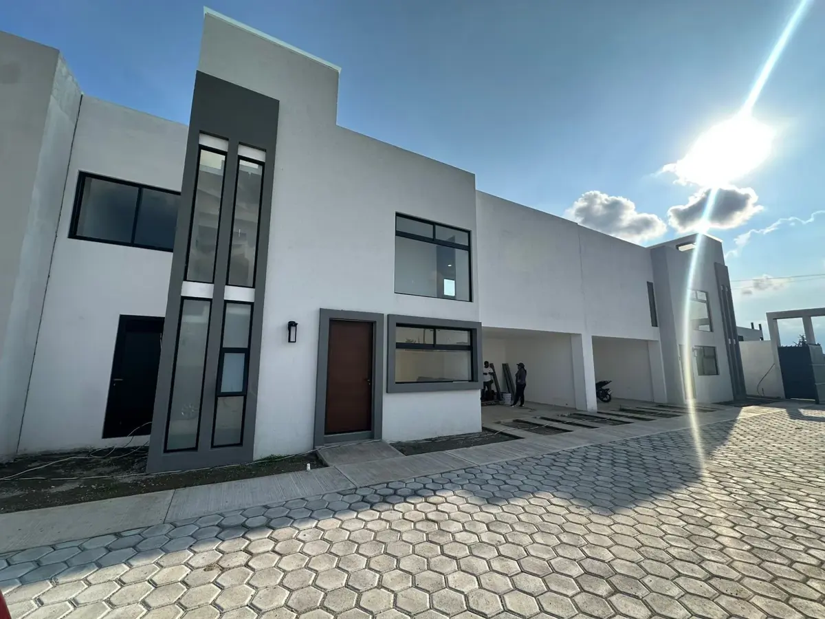 Casa en venta en San Bernardino Tlaxcalancingo, San Andrés Cholula — foto 1 de 19