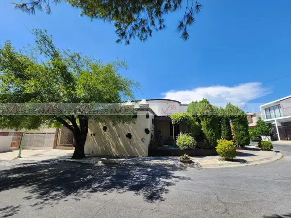 Casa en venta en Contry la Silla, Guadalupe — foto 3 de 26