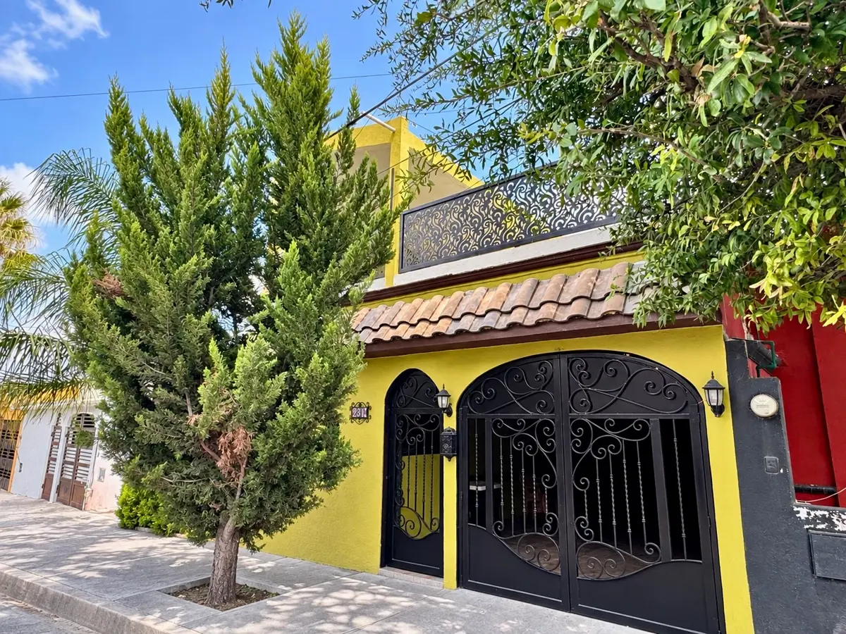 Casa en venta en Privadas La Torre, Saltillo — foto 1 de 18