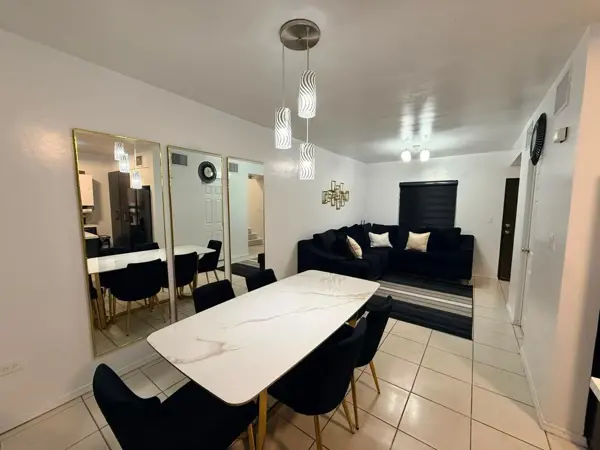 Casa en venta en Manuel Gomez Morin, Juárez — foto 2 de 20