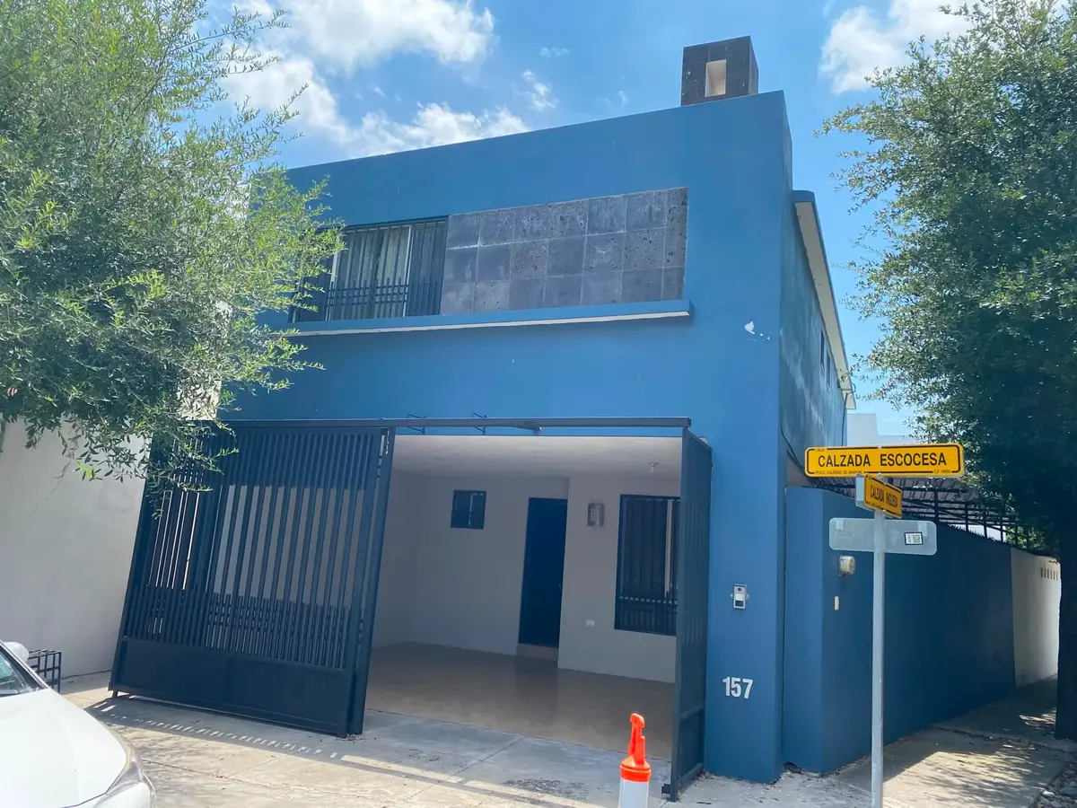 Casa en renta en Calzadas Anáhuac, General Escobedo — foto 1 de 11