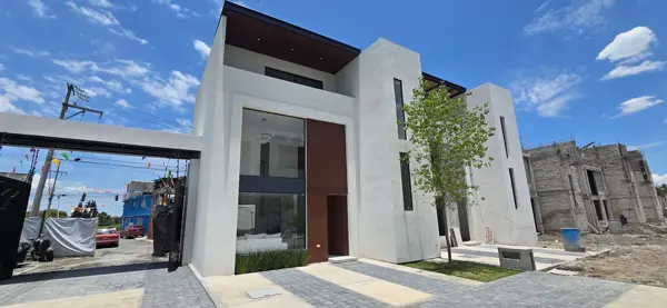Casa en Venta en San Mateo Atenco: Condominio Residencial con Amenidades