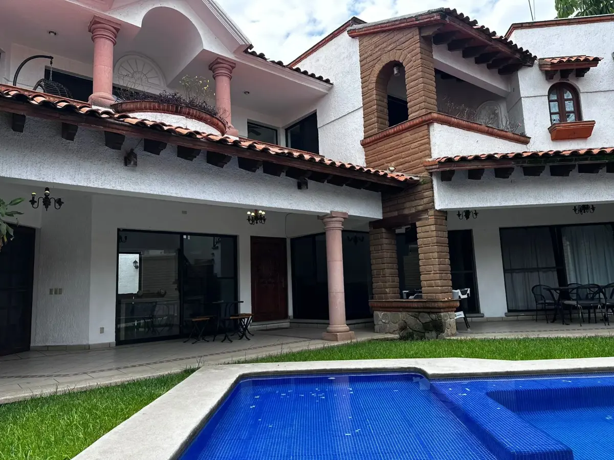 Casa en venta en San Jerónimo Ahuatepec, Cuernavaca — foto 1 de 18