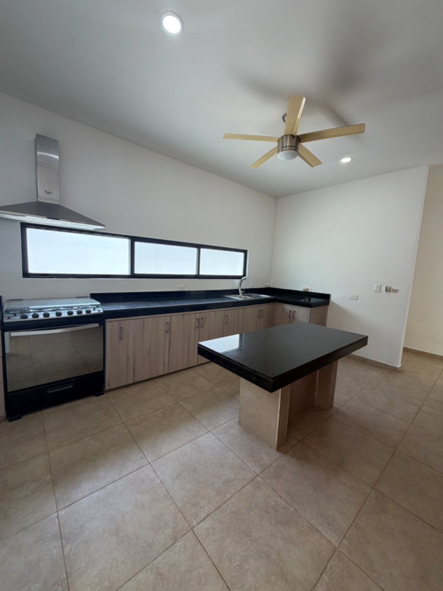 Casa en venta en La Rejoyada, Mérida — foto 1 de 16