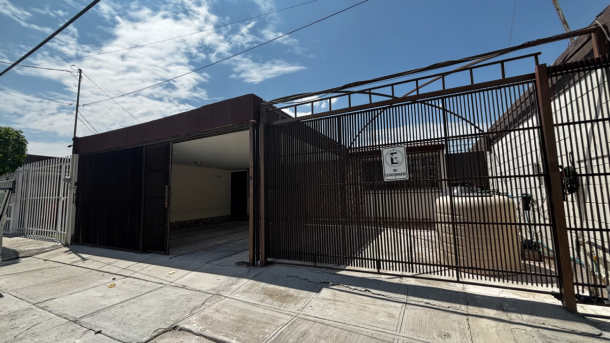 Casa en renta en Ampliación los Ángeles, Torreón — foto 1 de 24