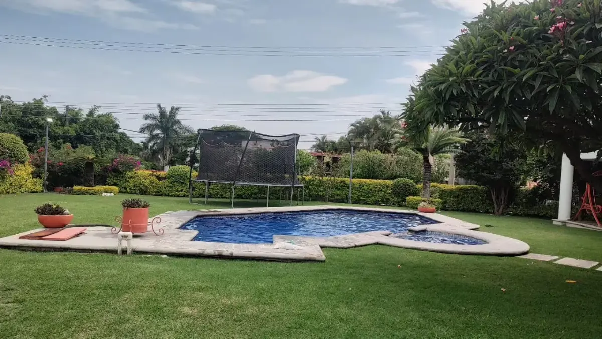 Casa en renta en Lomas de Cocoyoc, Atlatlahucan — foto 1 de 15