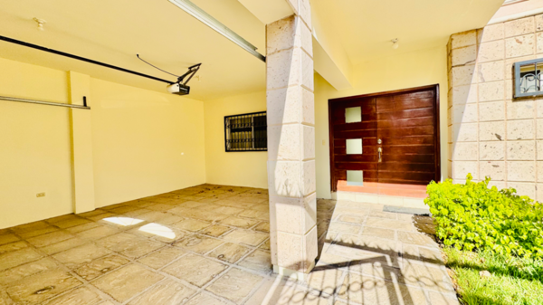 Casa en renta en Cerrada Ibero, Torreón — foto 2 de 25