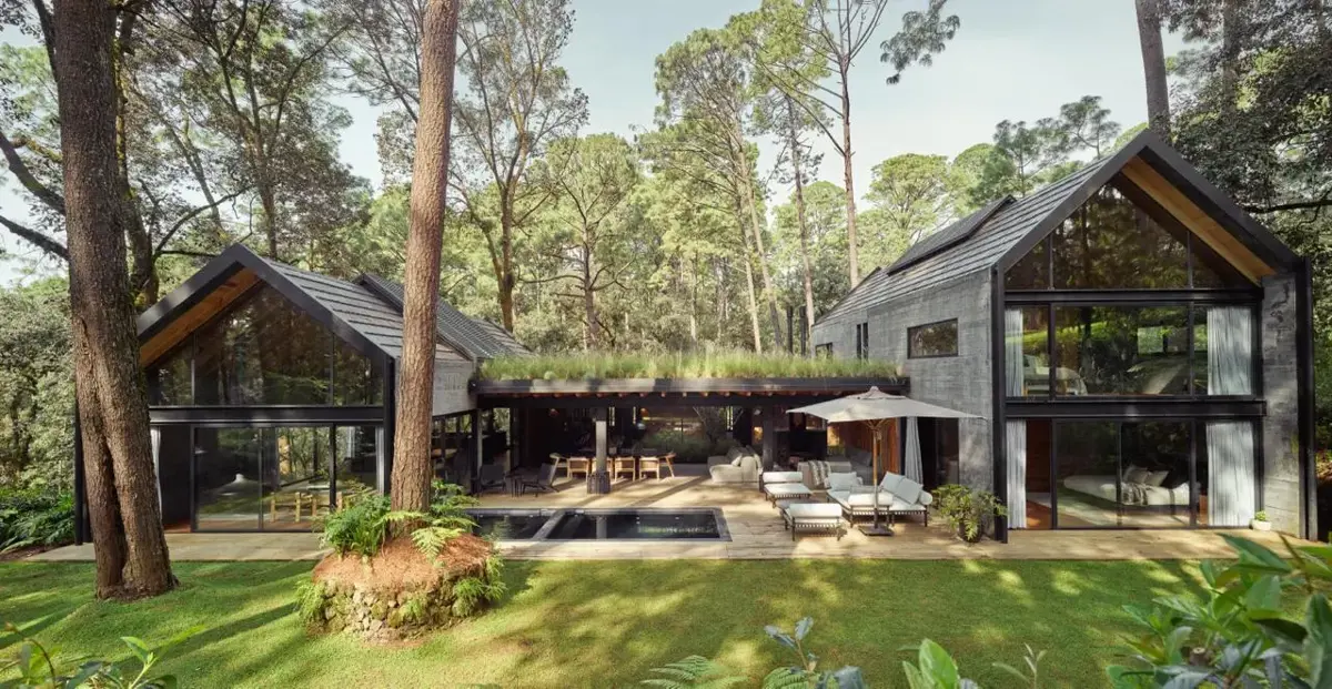 Casa en venta en Rancho Avándaro Country Club, Valle de Bravo — foto 1 de 16