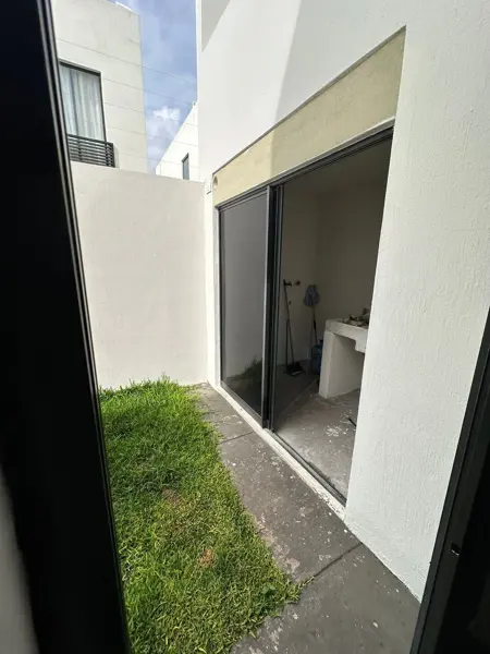 Casa en venta en Adamar, Tlajomulco de Zúñiga — foto 3 de 8