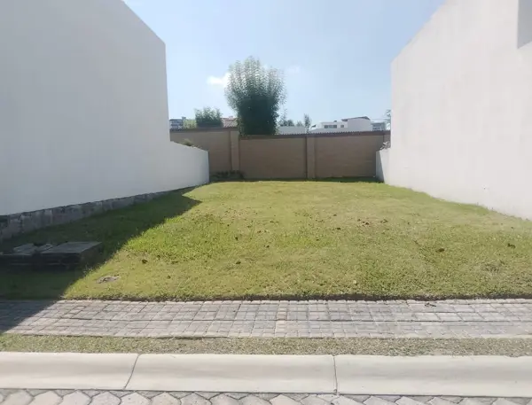 Terreno en venta en Lomas de Angelópolis, San Andrés Cholula — foto 2 de 6