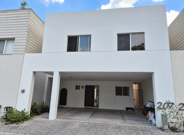 Casa en renta en Ventanas de la Huasteca, Santa Catarina, Nuevo León