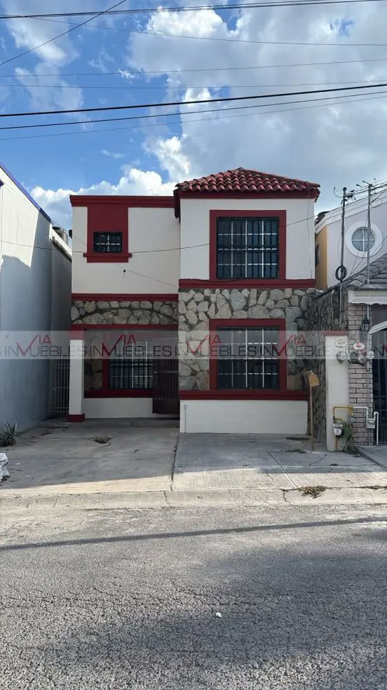 Casa en venta en Jardines de Andalucia, Guadalupe — foto 1 de 15