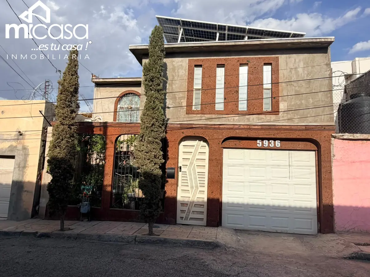 Casa en venta en Lomas del Rey, Juárez — foto 1 de 18