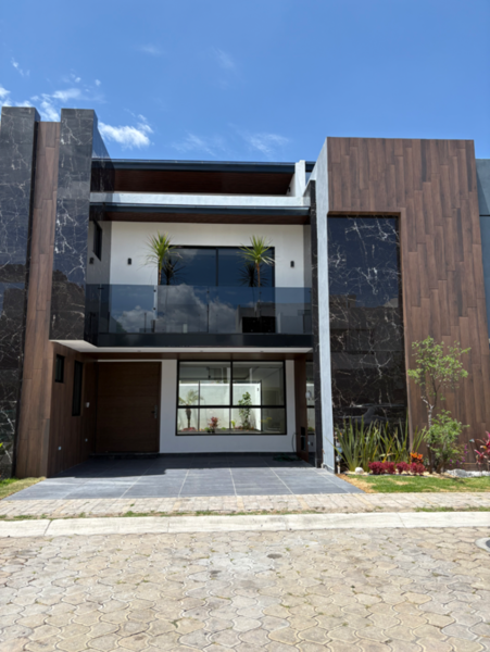 Casa en venta en Lomas de Angelópolis, San Andrés Cholula — foto 2 de 33