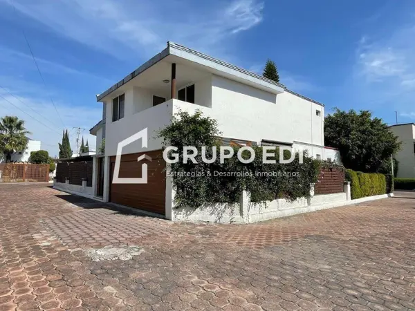CASA EN VENTA CAMINO REAL Y ZAVALETA CASA EN VENTA CAMINO REAL Y ZAVALETA