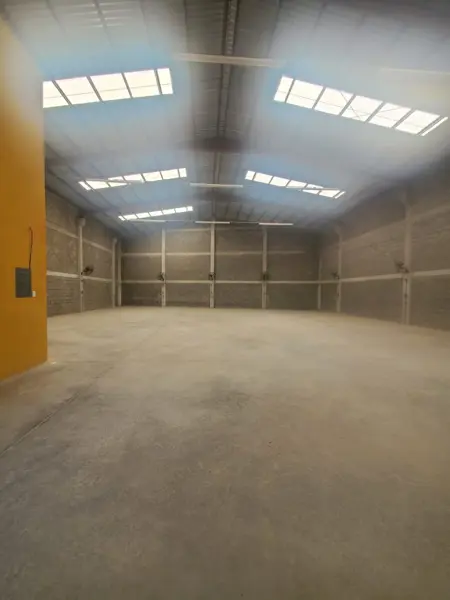 Bodega en renta en Magna Industrial Park, Santa Catarina — foto 3 de 8
