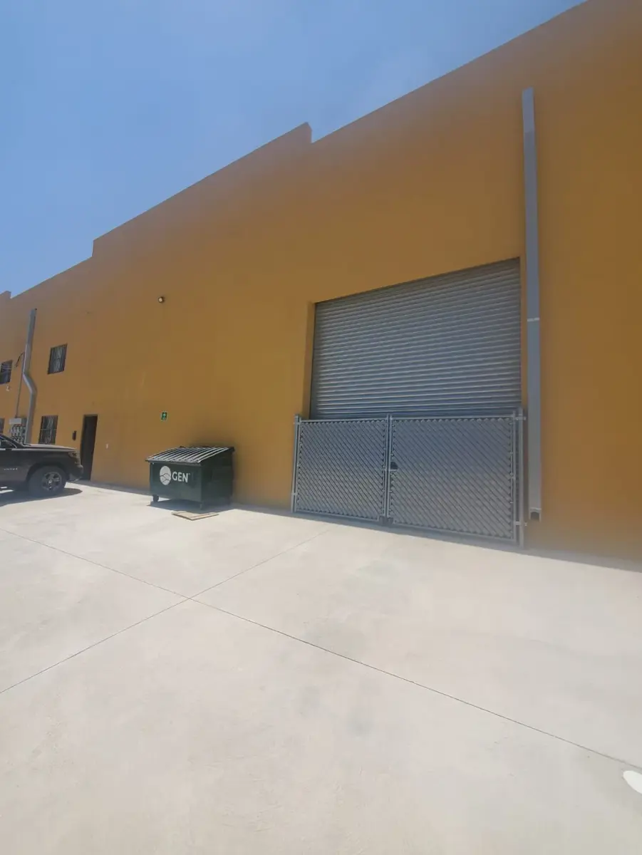 Bodega en renta en Magna Industrial Park, Santa Catarina — foto 1 de 8