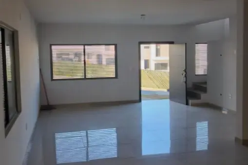 Casa en venta en Valle del Sur 2, Tijuana — foto 2 de 9
