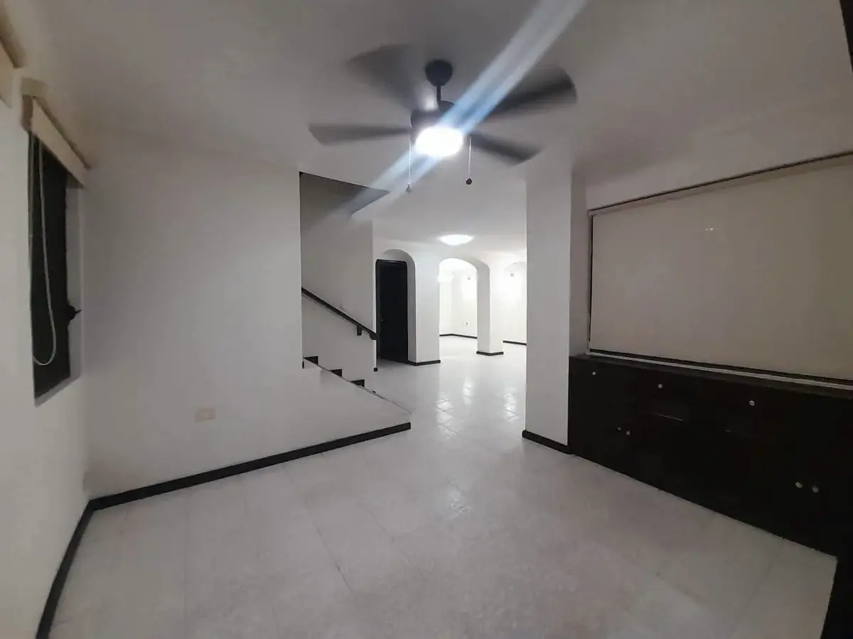 Casa en renta en Galaxia/tabasco 2000, Centro — foto 1 de 18