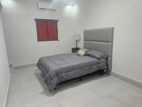 Departamento en renta en Jardines Coloniales, Saltillo — foto 2 de 9