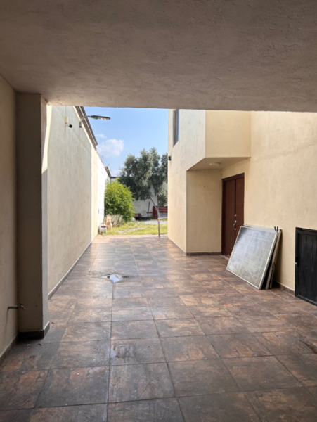 Casa en venta en Arboledas Residencial, Saltillo — foto 2 de 23