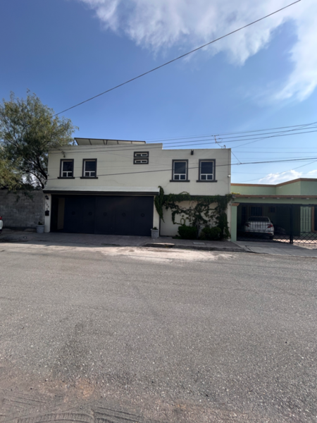 Casa en venta en Arboledas Residencial, Saltillo, Coahuila de Zaragoza