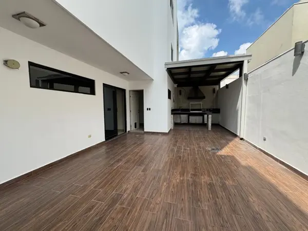 Casa en venta en Bosques de las Cumbres, Monterrey — foto 3 de 36