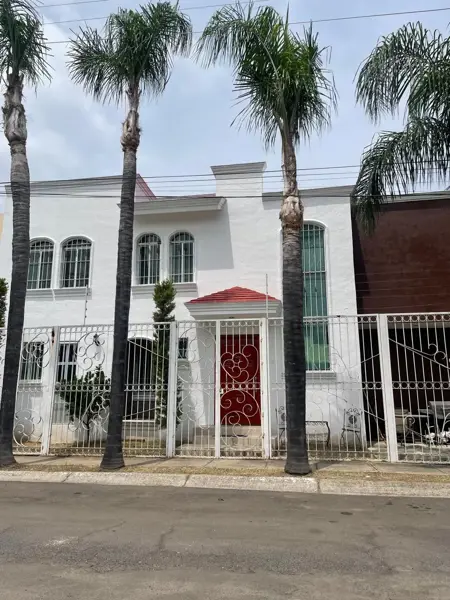 Casa en renta en Residencial San Isidro, Zapopan — foto 2 de 43
