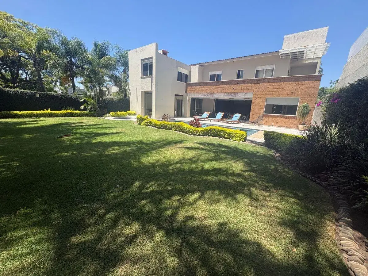 Casa en venta en Chapultepec, Cuernavaca — foto 1 de 43