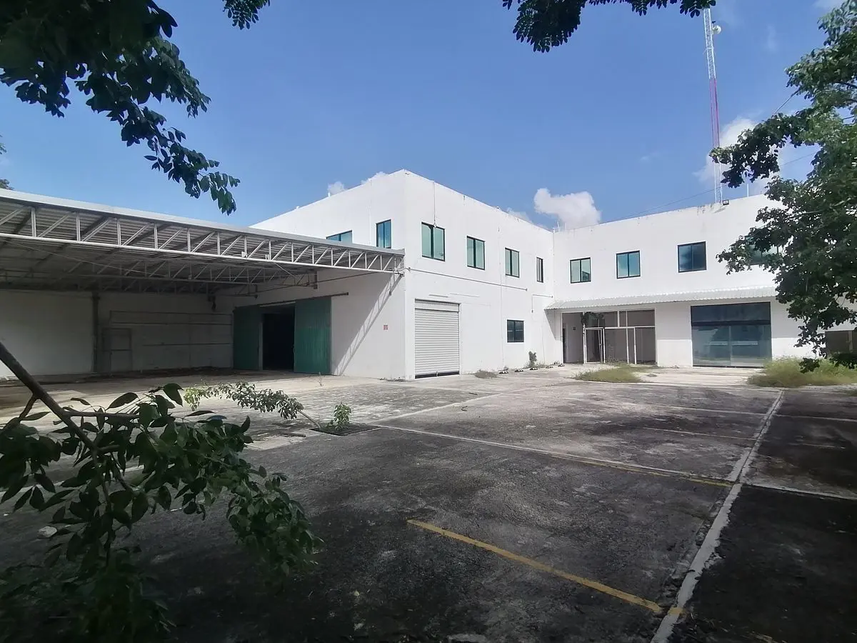 Bodega en renta en Itzaes, Mérida — foto 1 de 14