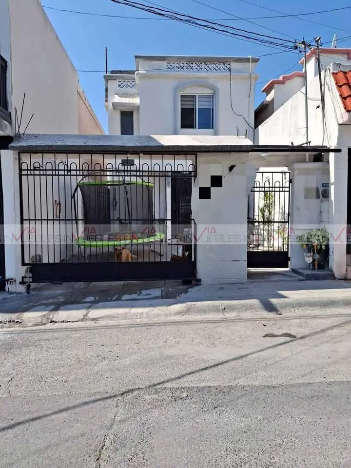 Casa en venta en Jardines de Santa Catarina, Santa Catarina — foto 1 de 17