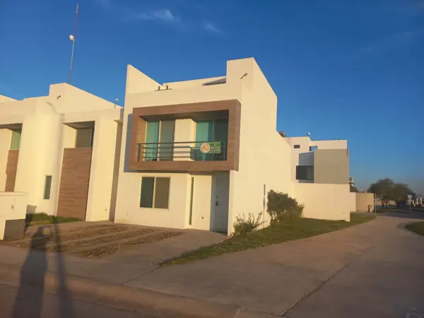 Casa en renta en Los Lagos Privada Cielo Abierto, Villa de Pozos — foto 3 de 19