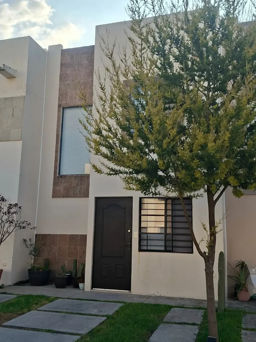 Casa en venta en Rincones del Marques, El Marqués — foto 1 de 15
