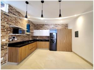DEPARTAMENTO MODERNO Y EQUIPADO EN RENTA | ZONA DORADA DE TORREÓN POR MALL CUATRO CAMINOS
