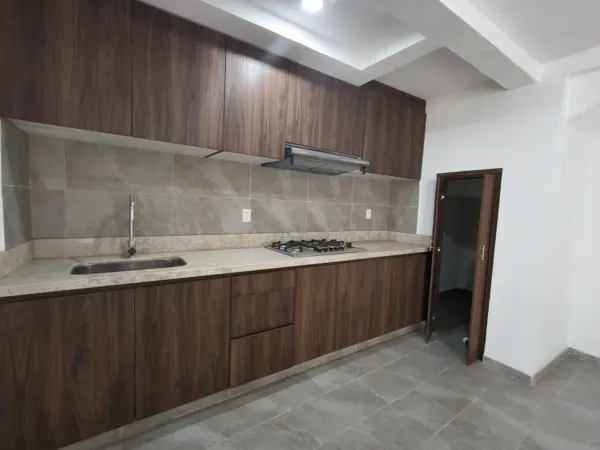 HABITACIONES EN RENTA