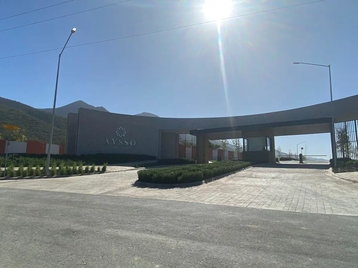 Terreno en venta en El Yerbaniz, Santiago — foto 1 de 5