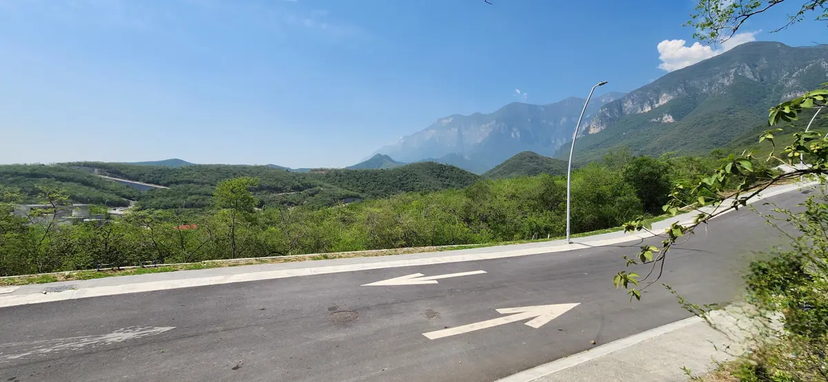 Terreno en venta en Sierra Alta 10 Sector, Monterrey — foto 1 de 10