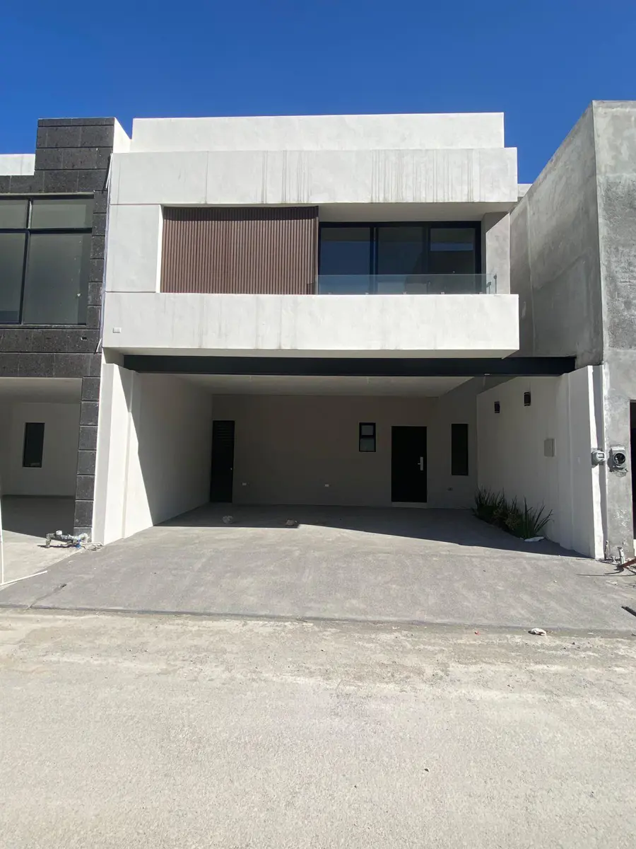 Casa en venta en Fraccionamiento Mirador, García — foto 1 de 26