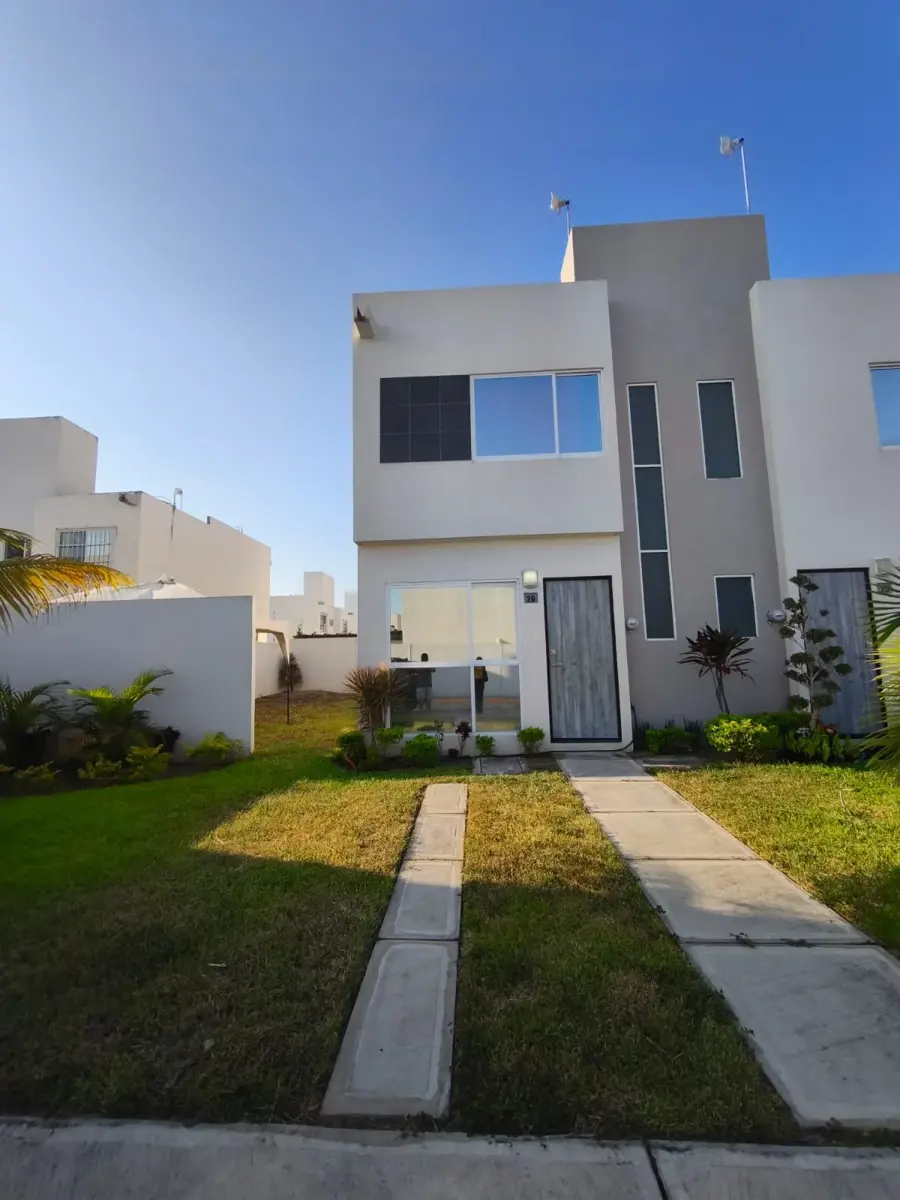 Casa en renta en Puerta Paraíso, Veracruz — foto 1 de 15