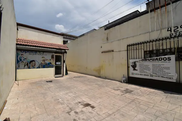 Local Comercial en Venta en 5 de Mayo, Centro, Monterrey, N. L.