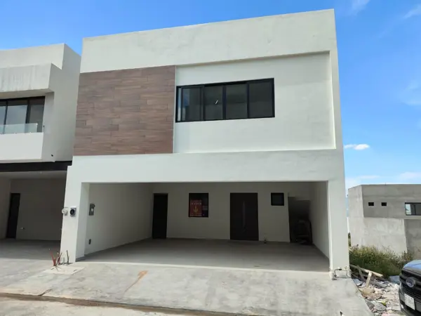 Casa en Venta Cumbres en Mirador Residencial, García, N. L . (VSC)