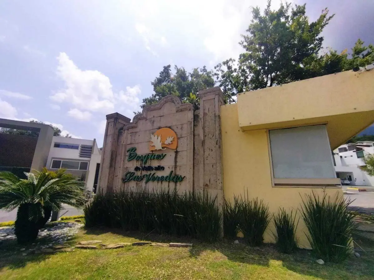Terreno en venta en Bosques de Valle Alto, Monterrey — foto 1 de 8