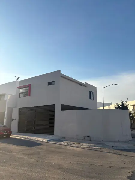 Casa en renta en Fraccionamiento Cumbres Britania, García — foto 2 de 18
