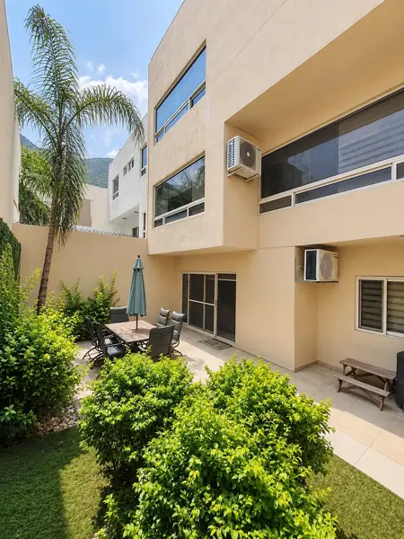 Casa en venta en Satélite Acueducto Sexto Sector, Monterrey — foto 3 de 50