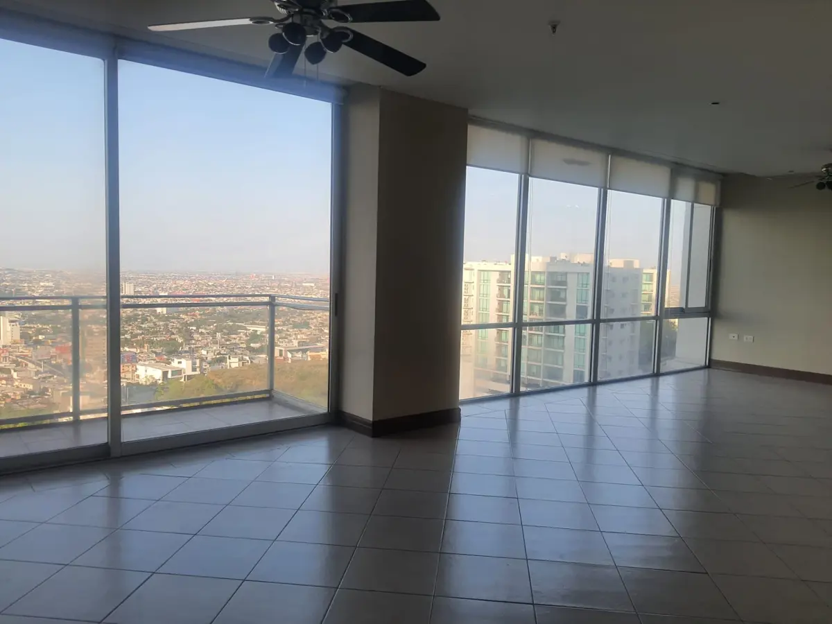Departamento en renta en Residencial Dinastía, Monterrey — foto 1 de 11