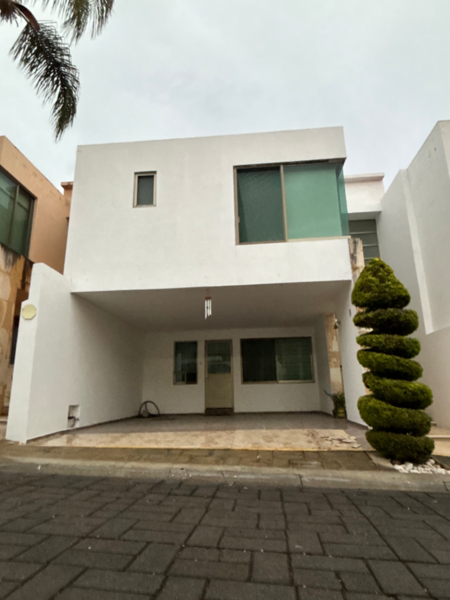 Casa en renta en Rancho San Jose Xilotzingo, Puebla, Puebla